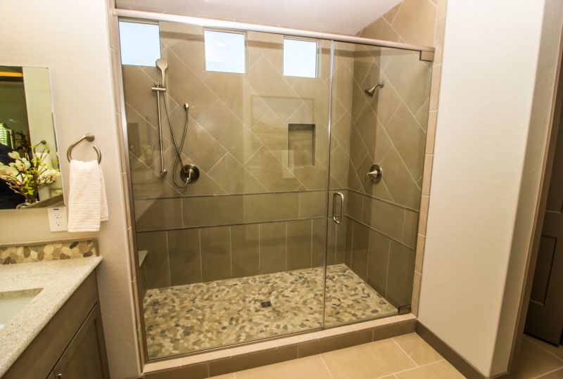 Shower with Integrated Niches